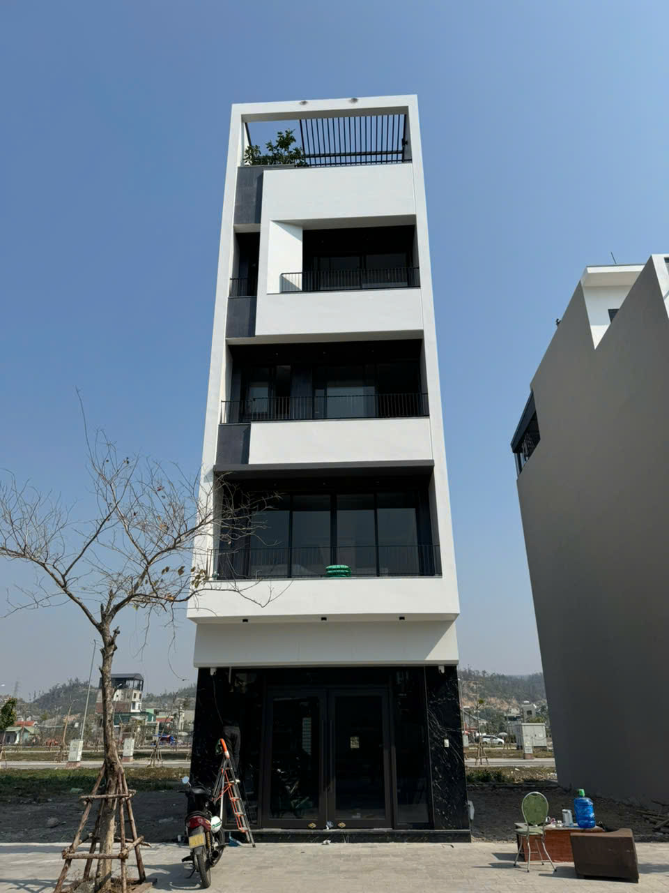 BÀN GIAO THANG MÁY - Anh Tuấn tại KĐT Lidecor - Hạ Long.