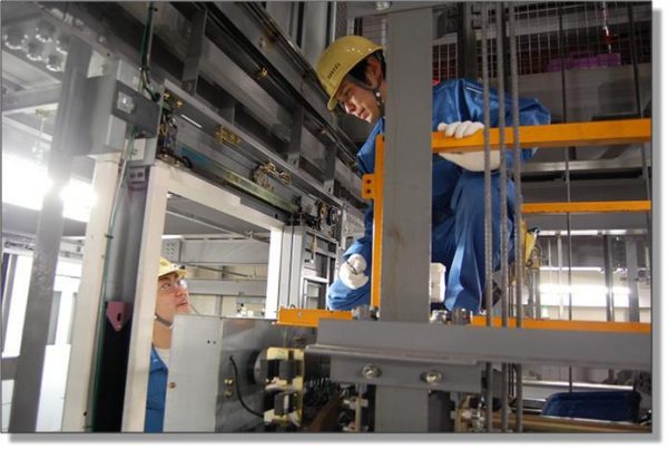 Các công ty, nhà máy sản xuất thang máy đào tạo học viên theo quy trình như thế nào?